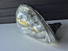 Load image into Gallery viewer, Frontscheinwerfer Honda Crv II 1EG238037-02 Ein Stück (Rechts oder Links)