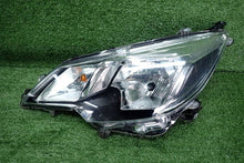 Laden Sie das Bild in den Galerie-Viewer, Frontscheinwerfer Honda Logo Space Star 8301D445 Links Scheinwerfer Headlight SCH8979890045lr