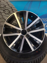 Load image into Gallery viewer, 1x Alufelge 17 Zoll 7.0" 5x120 55ET 7E0601025L VW Multivan Transporter Rim Wheel FEL2659831400za