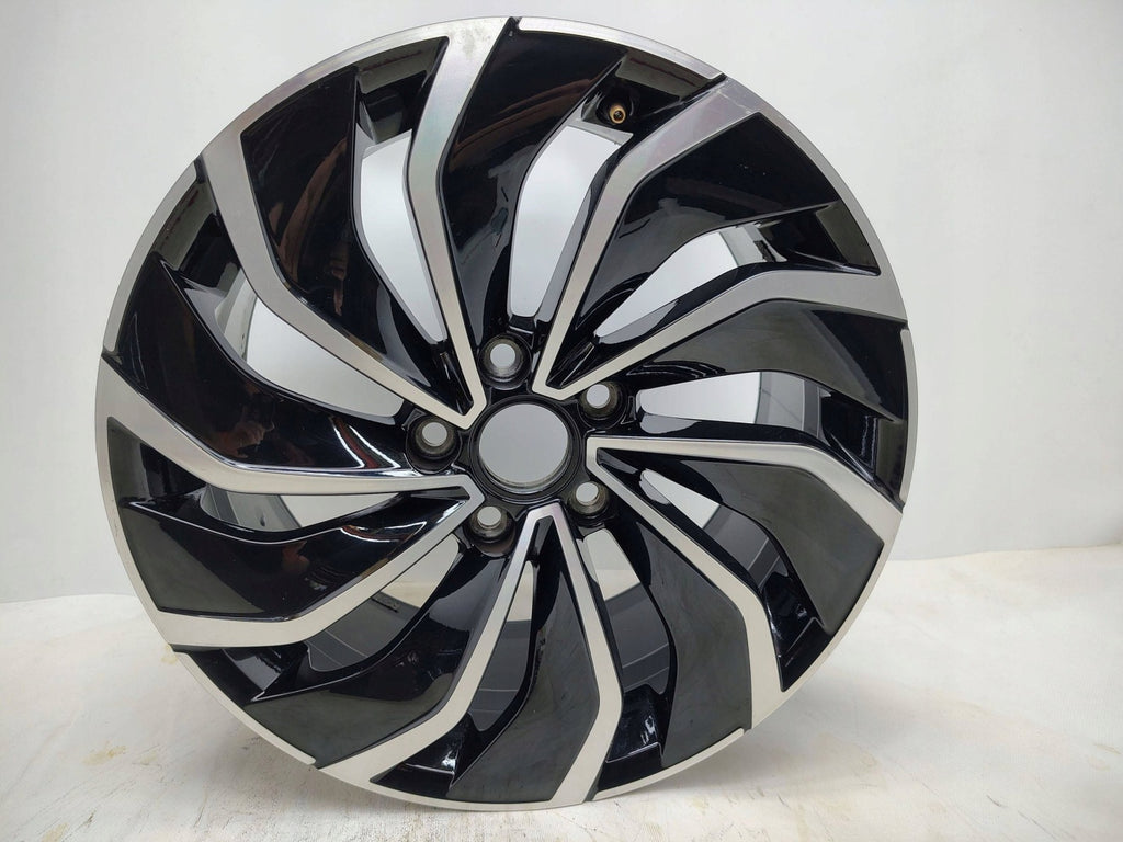 1x Alufelge 17 Zoll 5x112 5H0601025D VW Golf Viii Rim Wheel FEL5208815272od