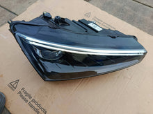 Laden Sie das Bild in den Galerie-Viewer, Frontscheinwerfer Skoda Scala 657941016A Rechts Scheinwerfer Headlight SCH6078144187vl