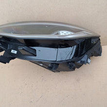 Laden Sie das Bild in den Galerie-Viewer, Frontscheinwerfer VW Id.4 11B94103509S LED Links Scheinwerfer Headlight