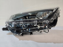 Laden Sie das Bild in den Galerie-Viewer, Frontscheinwerfer Toyota 7444NA-WY21W Rechts Scheinwerfer Headlight SCH8583973798ww