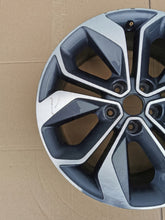 Laden Sie das Bild in den Galerie-Viewer, 1x Alufelge 18 Zoll 7.5&quot; 5x114.3 46ET Glanz Graphit 403006336R Mg Gt Megane Iv