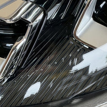 Laden Sie das Bild in den Galerie-Viewer, Frontscheinwerfer Ford Kuga III LV4B-13E017-AK LV4B-13E016-AK LED Ein Satz SCH7028954117og