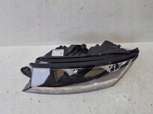 Load image into Gallery viewer, Frontscheinwerfer Skoda Fabia III 6V1941015D Links Scheinwerfer Headlight