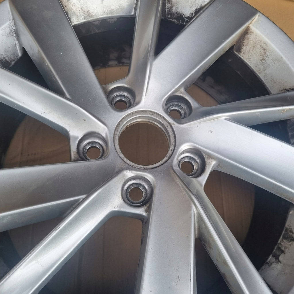 1x Alufelge 16 Zoll 6.5" 5x112 46ET Glanz Silber 5H0071496 VW Golf Viii FEL8541881065sa