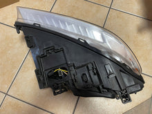 Load image into Gallery viewer, Frontscheinwerfer Volvo Xc70 31353532 Xenon Links Scheinwerfer Headlight