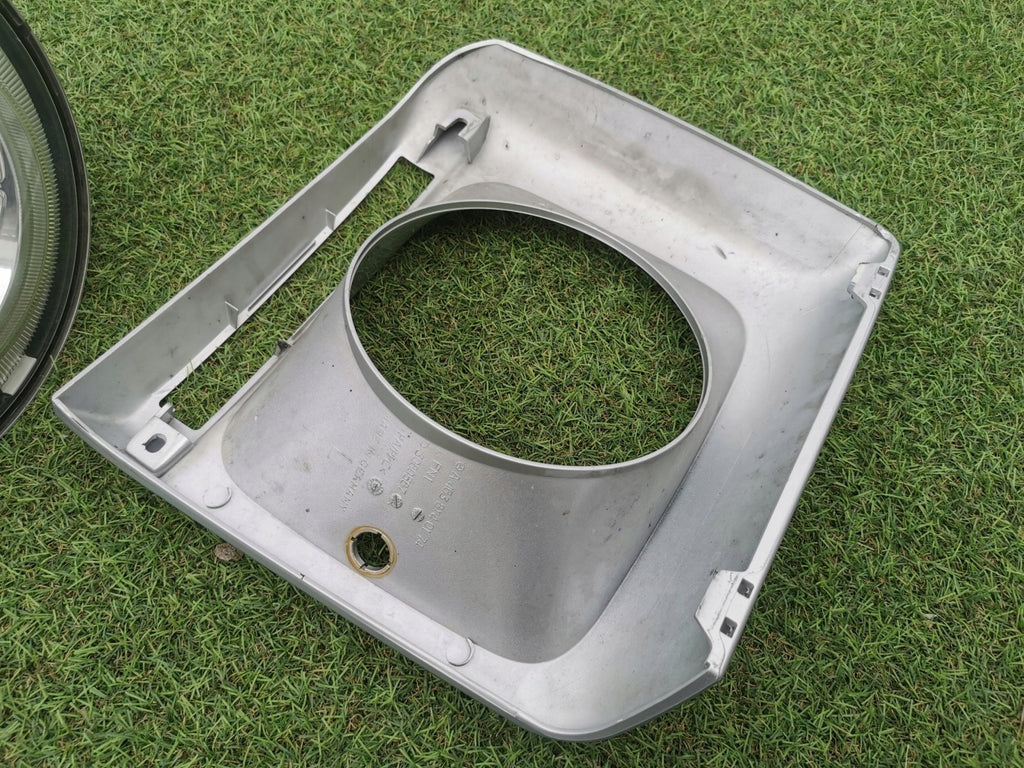 Frontscheinwerfer Mercedes-Benz W463 4638840174 Bi-Xenon Links Headlight SCH3389460679rk