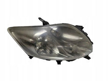 Load image into Gallery viewer, Frontscheinwerfer Toyota Auris 8111002540 Rechts Scheinwerfer Headlight SCH2572482361jk