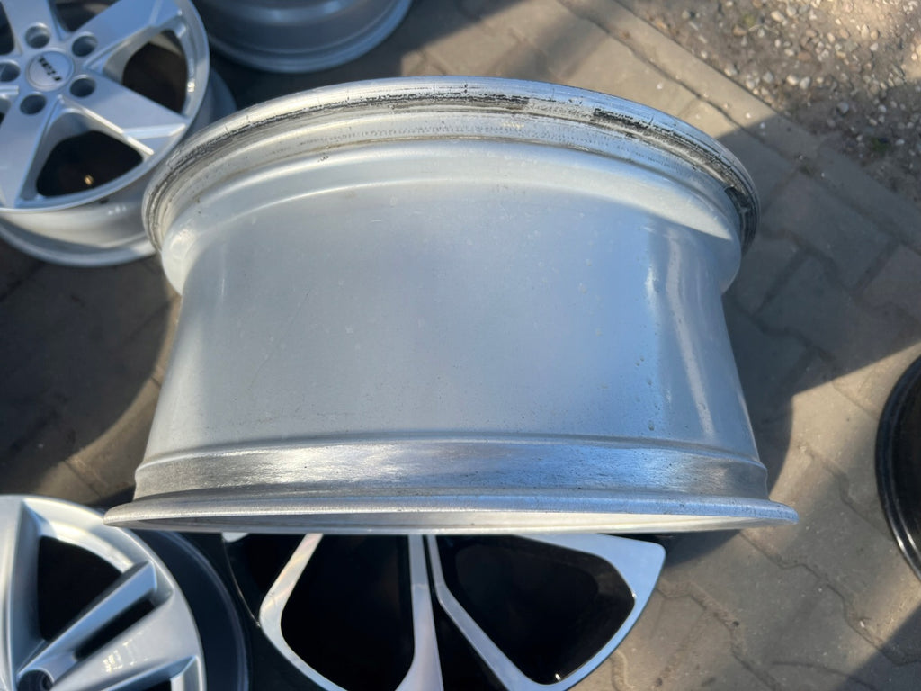 1x Alufelge 19 Zoll 8.5" 5x112 28ET 4M0601025L Audi Rim Wheel FEL3364121055bu