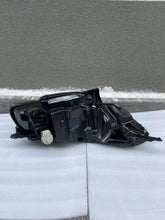 Laden Sie das Bild in den Galerie-Viewer, Frontscheinwerfer Peugeot 508 89908678 Full LED Links Scheinwerfer Headlight SCH3866112095zp