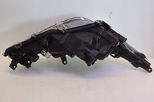 Laden Sie das Bild in den Galerie-Viewer, Frontscheinwerfer Toyota Corolla 81150-02T31 Links Scheinwerfer Headlight SCH4518110790ae