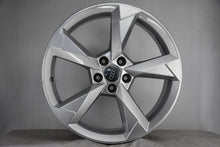 Laden Sie das Bild in den Galerie-Viewer, 4x Alufelge 19 Zoll 7.0" 5x112 43ET Glanz Silber Audi Q3 Rim Wheel FEL4590280503ks