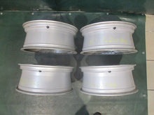 Laden Sie das Bild in den Galerie-Viewer, 4x Alufelge 17 Zoll 7.0" 5x112 34ET Glanz Silber 80A601025 Audi Rim Wheel FEL6647091579cg
