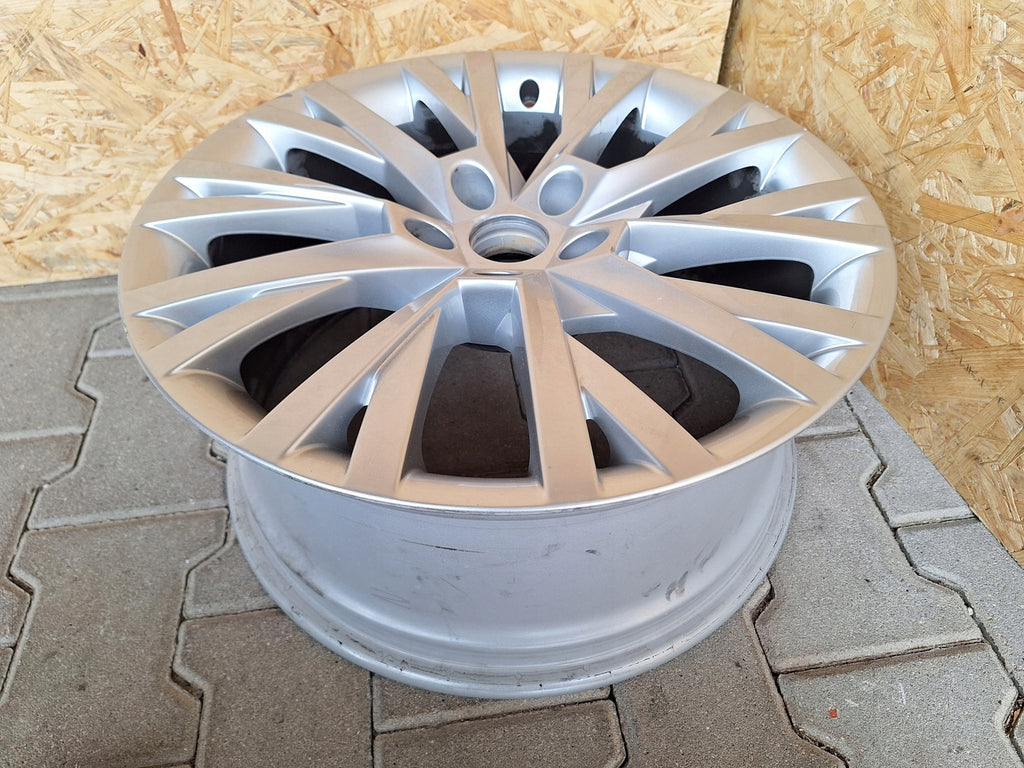 1x Alufelge 18 Zoll 8.0" 5x112 44ET Glanz Silber 3V0601025AN Skoda Superb