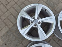 Laden Sie das Bild in den Galerie-Viewer, 4x Alufelge 17 Zoll 7.5" 5x112 46ET Glanz Silber 82A601025 Audi A1 82 I FEL1691410340nr