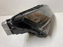 Laden Sie das Bild in den Galerie-Viewer, Frontscheinwerfer Skoda Superb III 3V1941016C Full LED Rechts Headlight