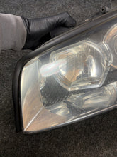 Laden Sie das Bild in den Galerie-Viewer, Frontscheinwerfer Audi A4 B6 Links Scheinwerfer Headlight SCH4018751858eb