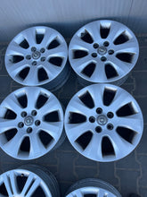 Laden Sie das Bild in den Galerie-Viewer, 1x Alufelge 17 Zoll 8.0" 5x120 41ET 13351762 Opel Insignia Rim Wheel FEL3123116700mr