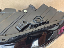 Laden Sie das Bild in den Galerie-Viewer, Frontscheinwerfer VW Passat 3J1941035 LED Links Scheinwerfer Headlight SCH4136390444zw