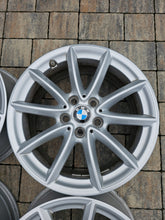 Laden Sie das Bild in den Galerie-Viewer, 4x Alufelge 17 Zoll 7.5" 5x112 52ET Glanz Silber 6856061 BMW F45 F39 X1 F48 FEL6150238017ee