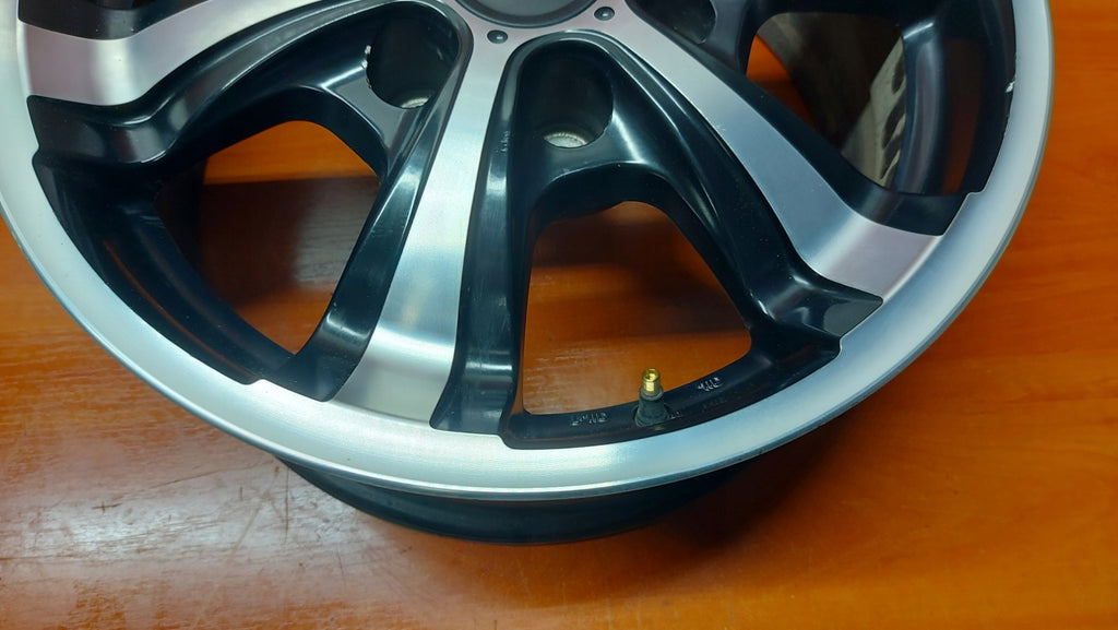 1x Alufelge 17 Zoll 7.5" 6x139.7 30ET Glanz PZ040-0KB05 Toyota Hilux Viii FEL1518192655cm
