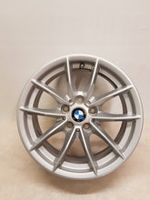 Laden Sie das Bild in den Galerie-Viewer, 1x Alufelge 16 Zoll 6.5&quot; 5x112 22ET Glanz Silber 6876921 BMW G21 G20 Rim Wheel