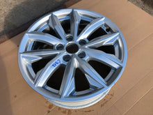 Load image into Gallery viewer, 1x Alufelge 17 Zoll 7.0&quot; 5x112 34ET 80A601025J Audi Q2 Rim Wheel