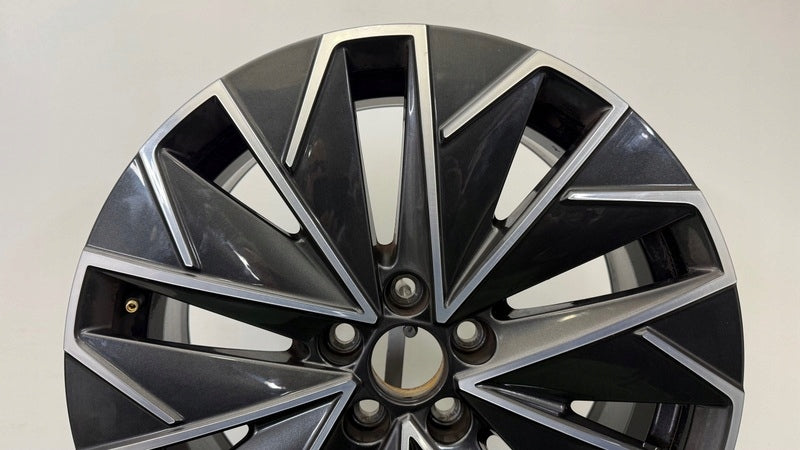 1x Alufelge 17 Zoll 6.5" 5x100 40ET Glanz Graphit 658601025A Mg Kamiq Rim Wheel FEL3626542755ll