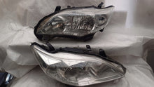 Load image into Gallery viewer, Frontscheinwerfer Toyota Corolla 8117002830 FALSE Scheinwerfer Headlight SCH7863300218qb