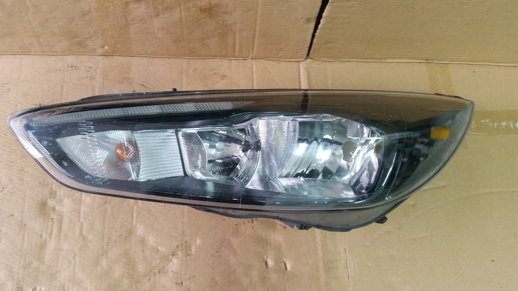 Frontscheinwerfer Ford Focus F1EB-13W029-A Ein Stück (Rechts oder Links) SCH6452754282nd