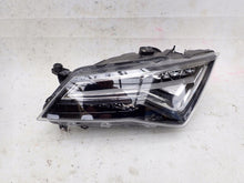 Laden Sie das Bild in den Galerie-Viewer, Frontscheinwerfer Seat Ateca 576941007 LED Links Scheinwerfer Headlight
