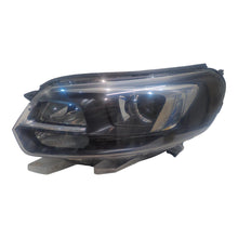 Laden Sie das Bild in den Galerie-Viewer, Frontscheinwerfer Opel Vivaro Zafira Life 9832837680 Xenon Links Headlight