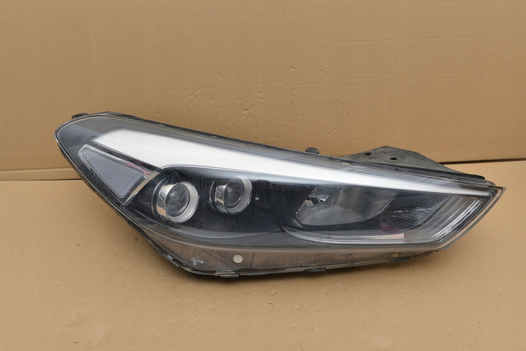 Frontscheinwerfer Hyundai Tucson 92102-D7100 Rechts Scheinwerfer Headlight SCH7845579683pj