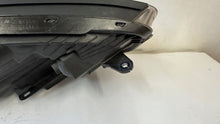 Laden Sie das Bild in den Galerie-Viewer, Frontscheinwerfer Kia Rio II 92101-1Y0 Links Scheinwerfer Headlight SCH2298588116ow