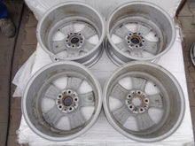 Laden Sie das Bild in den Galerie-Viewer, 4x Alufelge 17 Zoll 8.0" 5x120 30ET Glanz Silber 6790172 BMW F11 F10 F12 F13 FEL1934936595wa