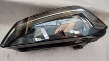 Laden Sie das Bild in den Galerie-Viewer, Frontscheinwerfer VW Sportsvan 517941006B Xenon Ein Stück (Rechts oder Links) SCH9008348075os