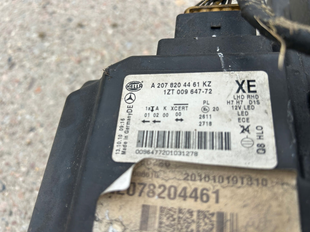 Frontscheinwerfer Mercedes-Benz W207YT34 Xenon Rechts Scheinwerfer Headlight SCH9314118591ol
