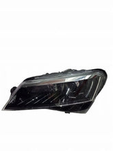 Laden Sie das Bild in den Galerie-Viewer, Frontscheinwerfer Skoda Superb III 3V1941015B Links Scheinwerfer Headlight