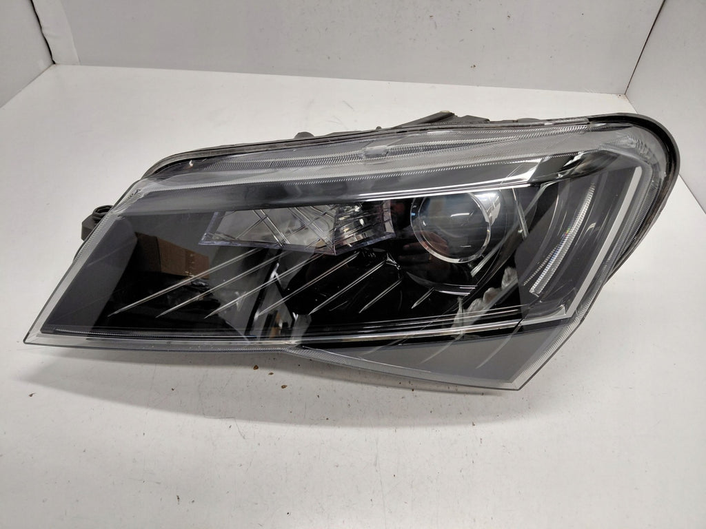 Frontscheinwerfer Skoda Superb III 3V1941015B Xenon Links Scheinwerfer Headlight SCH4840812565wb