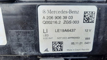 Laden Sie das Bild in den Galerie-Viewer, Frontscheinwerfer Mercedes-Benz W206 A2069063903 Links Scheinwerfer Headlight SCH6481588086mr