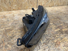 Load image into Gallery viewer, Frontscheinwerfer Seat Leon 5FB941005D Links Scheinwerfer Headlight SCH6485912189if