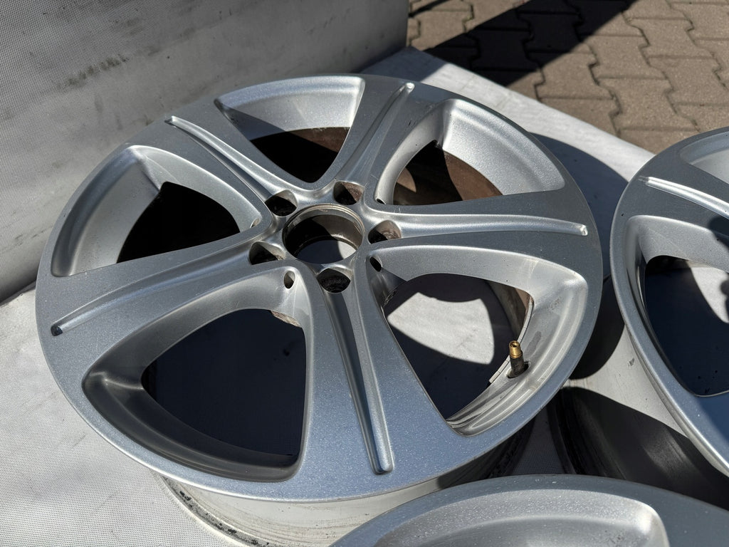 1x Alufelge 17 Zoll 7.5" 5x112 40ET Glanz Silber A2134011200 Mercedes-Benz