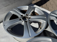 Load image into Gallery viewer, 1x Alufelge 17 Zoll 7.5&quot; 5x112 40ET Glanz Silber A2134011200 Mercedes-Benz