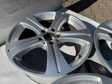 Laden Sie das Bild in den Galerie-Viewer, 1x Alufelge 17 Zoll 7.5" 5x112 40ET A2134011200 Mercedes-Benz Rim Wheel FEL7486511528yy