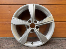 Load image into Gallery viewer, 1x Alufelge 17 Zoll 7.5" 5x112 38ET Glanz Silber 8W0601025EH Audi A5 Rim Wheel FEL6743993394vj