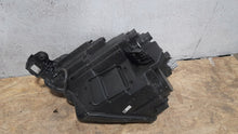 Laden Sie das Bild in den Galerie-Viewer, Frontscheinwerfer Skoda Karoq 57B941010 LED Rechts Scheinwerfer Headlight SCH5345078069av