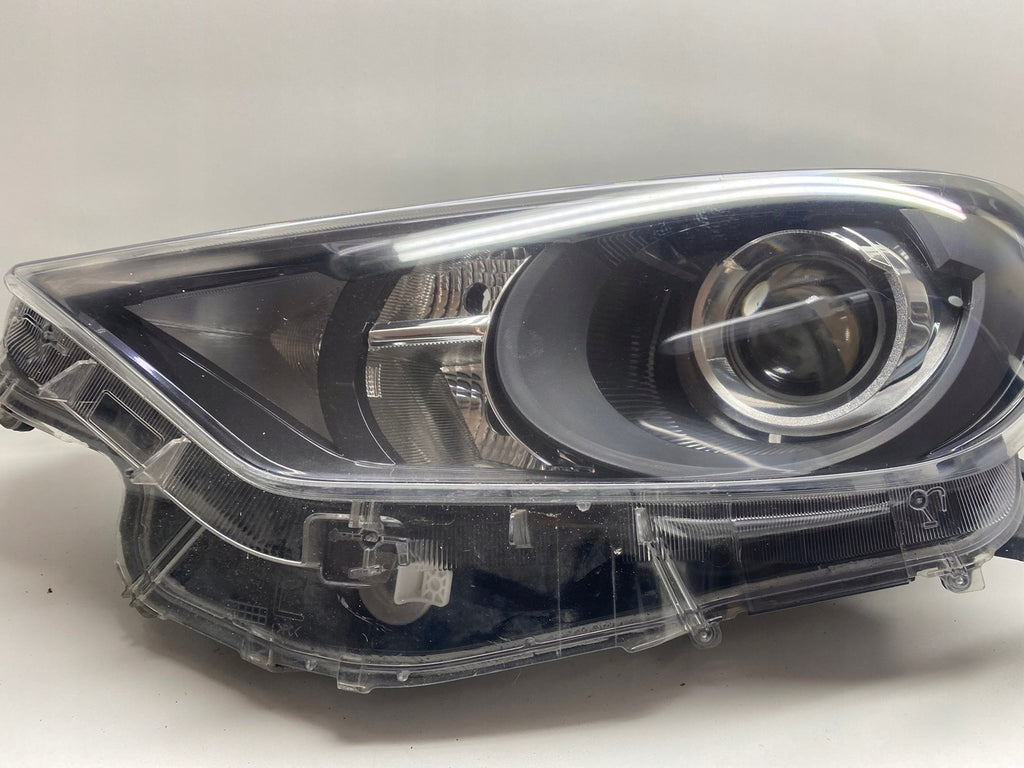 Frontscheinwerfer Toyota 4 Yaris K08D8 Full LED Ein Stück (Rechts oder Links)