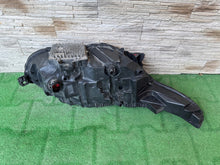 Laden Sie das Bild in den Galerie-Viewer, Frontscheinwerfer BMW 13W030 Links Scheinwerfer Headlight SCH3724187950uz